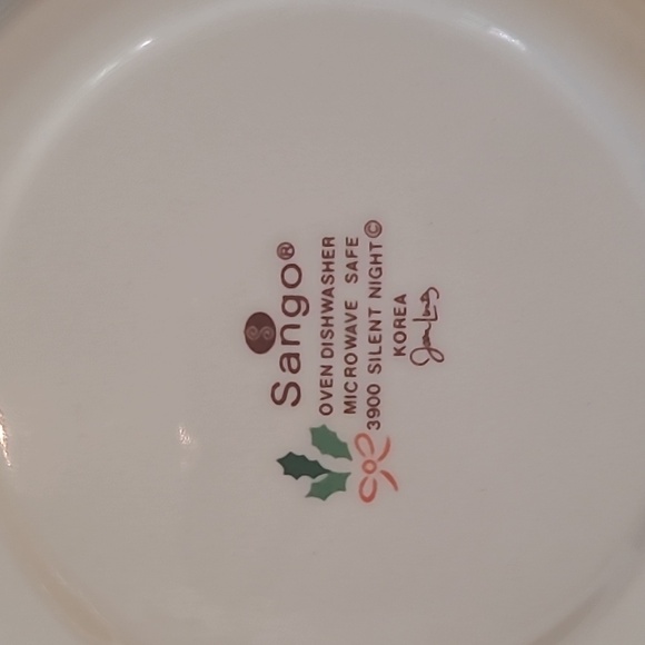 VINTAGE SANGO SILENT NIGHT CHRISTMAS SAUCERS SET OF 4 - Picture 4 of 5